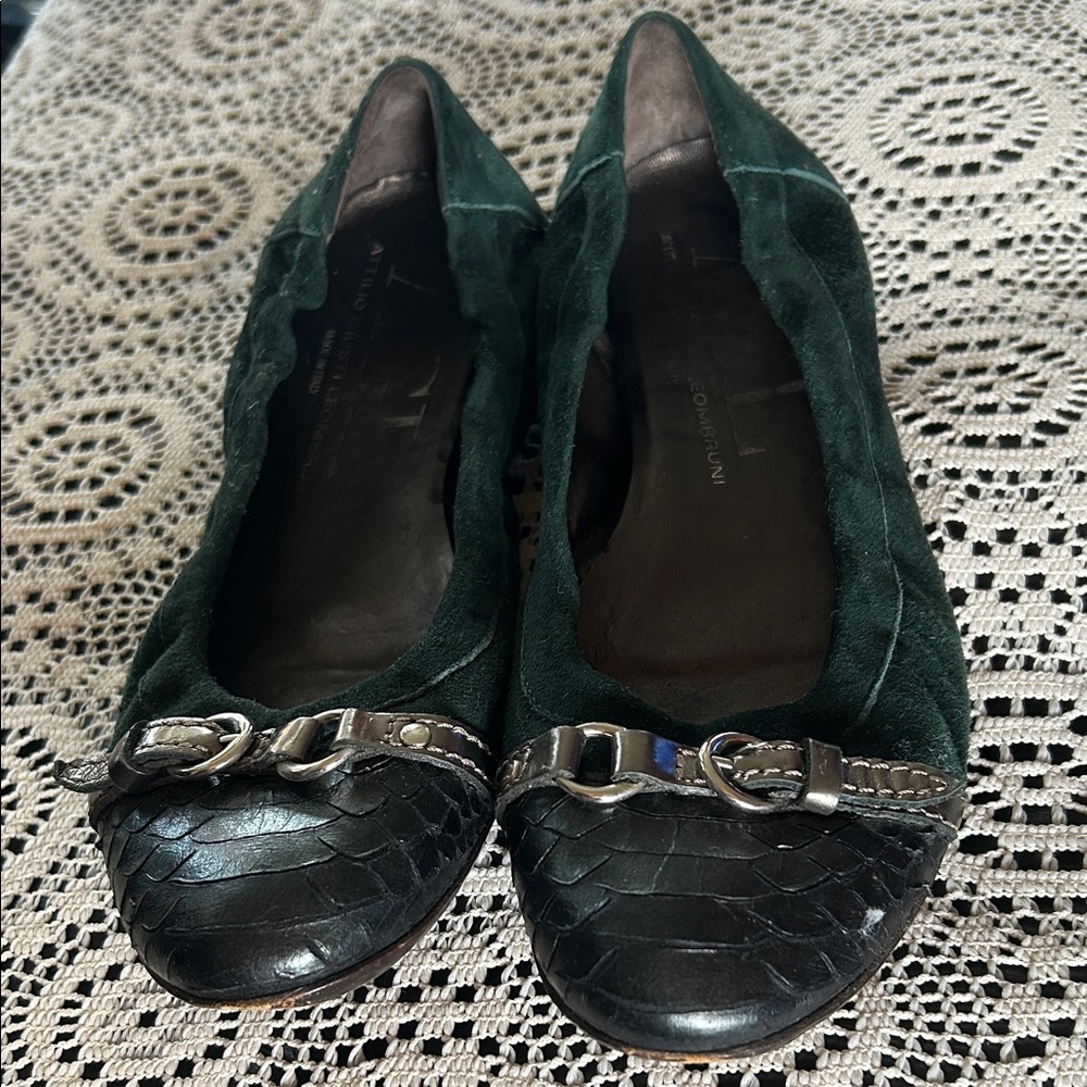 Attilio Giusti Leombruni Green and Black Flats